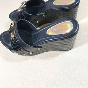 Women sandal